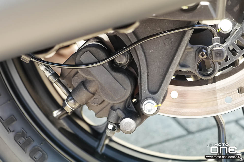 2018 MOTO GUZZI V7 3 CARBON SPECIAL STONE