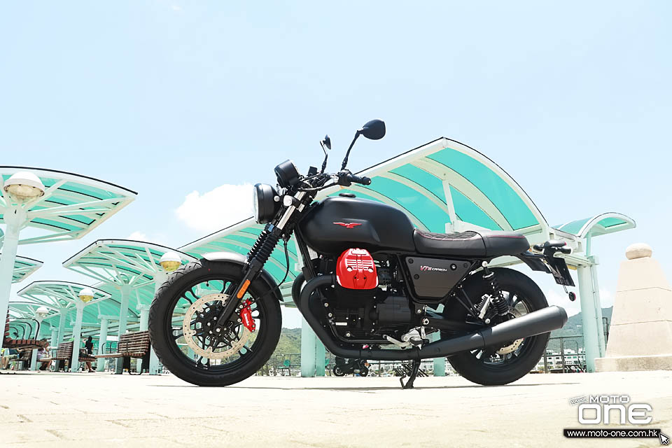 2018 MOTO GUZZI V7 3 CARBON SPECIAL STONE