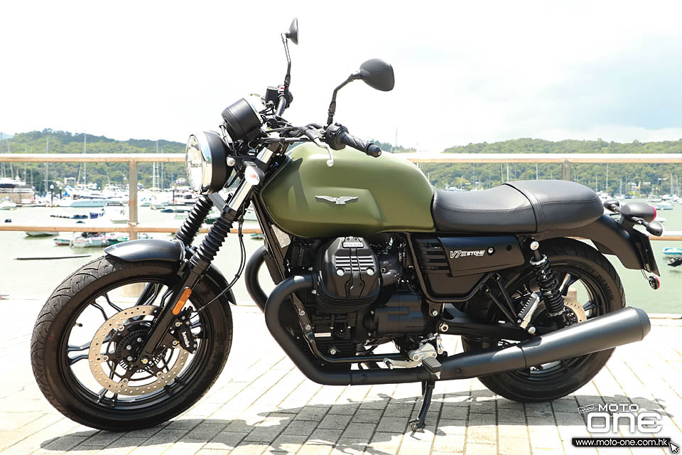 2018 MOTO GUZZI V7 3 CARBON SPECIAL STONE