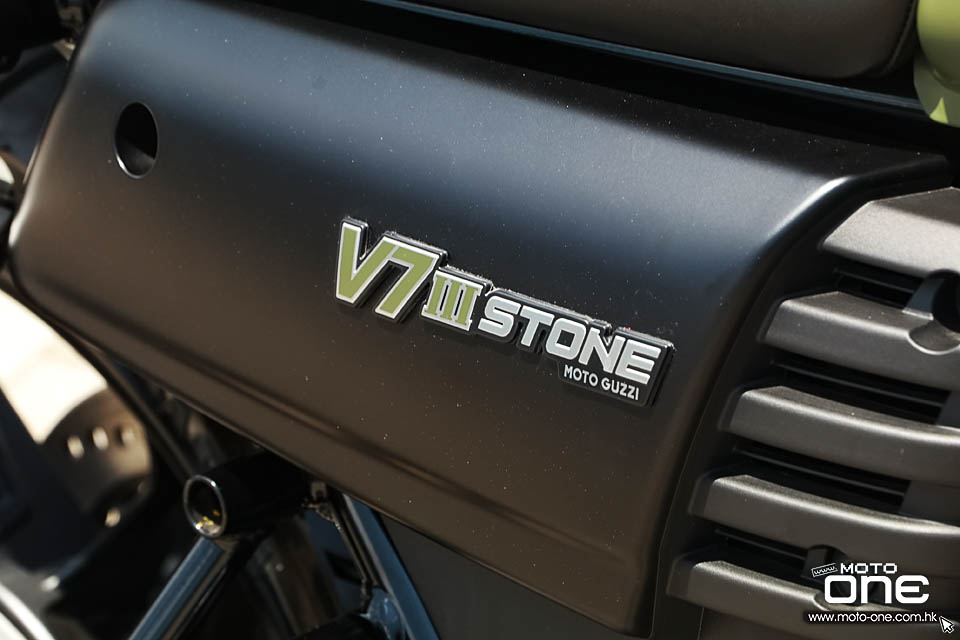 2018 MOTO GUZZI V7 3 CARBON SPECIAL STONE