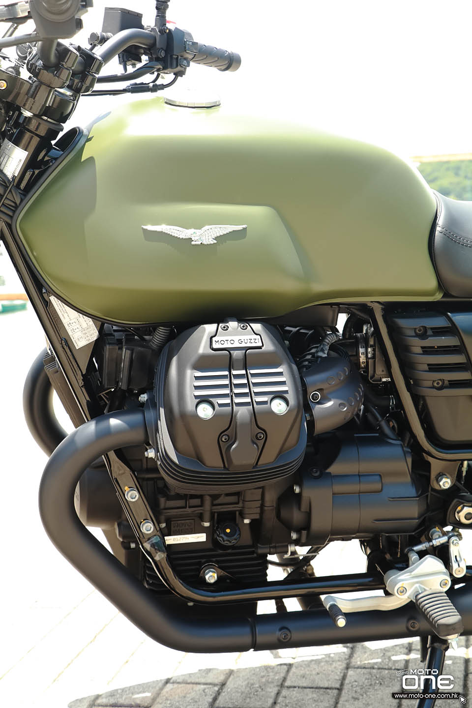 2018 MOTO GUZZI V7 3 CARBON SPECIAL STONE