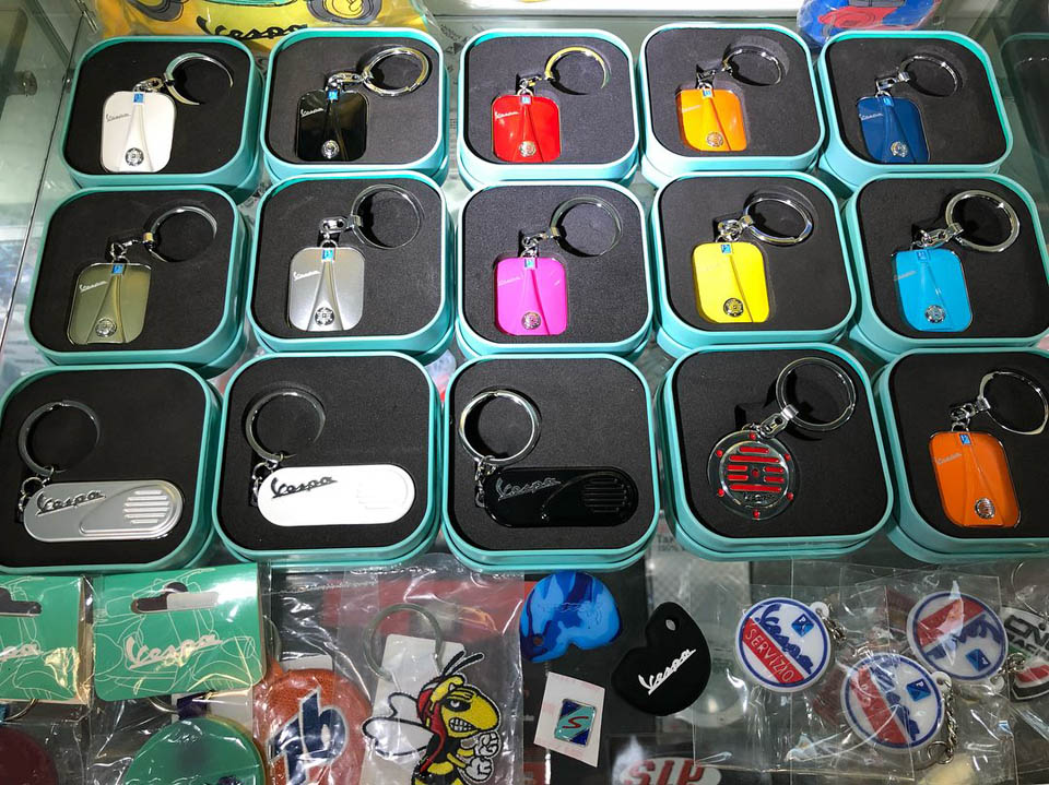 2018 Vespa key holder Corsa Motors