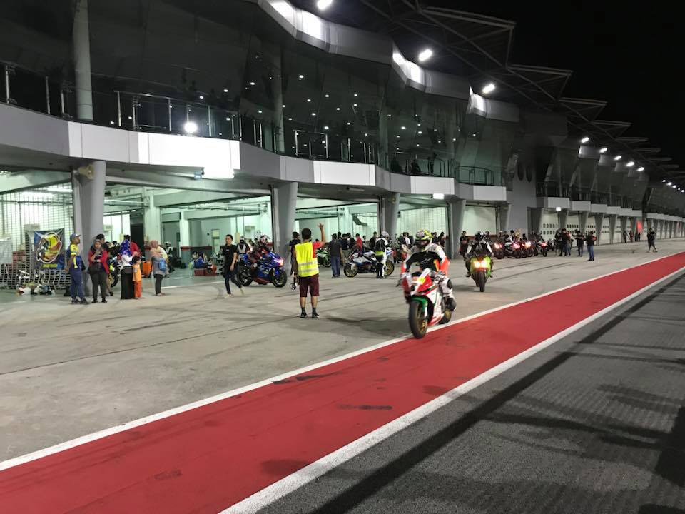 2018 sepang track day motard tech