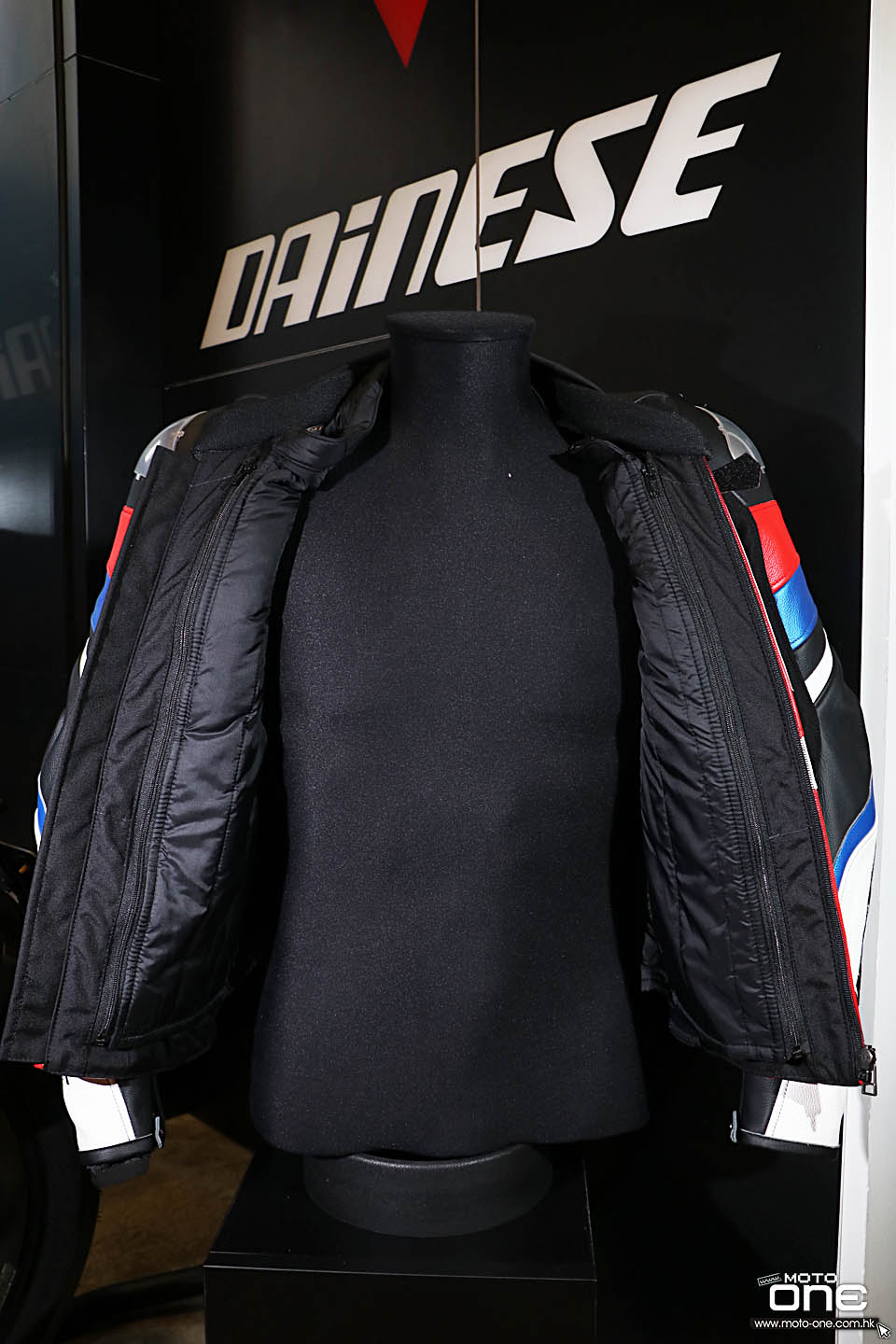 2018 DAINESE AVRO 4 Super Speed 3 LEATHER JACKET