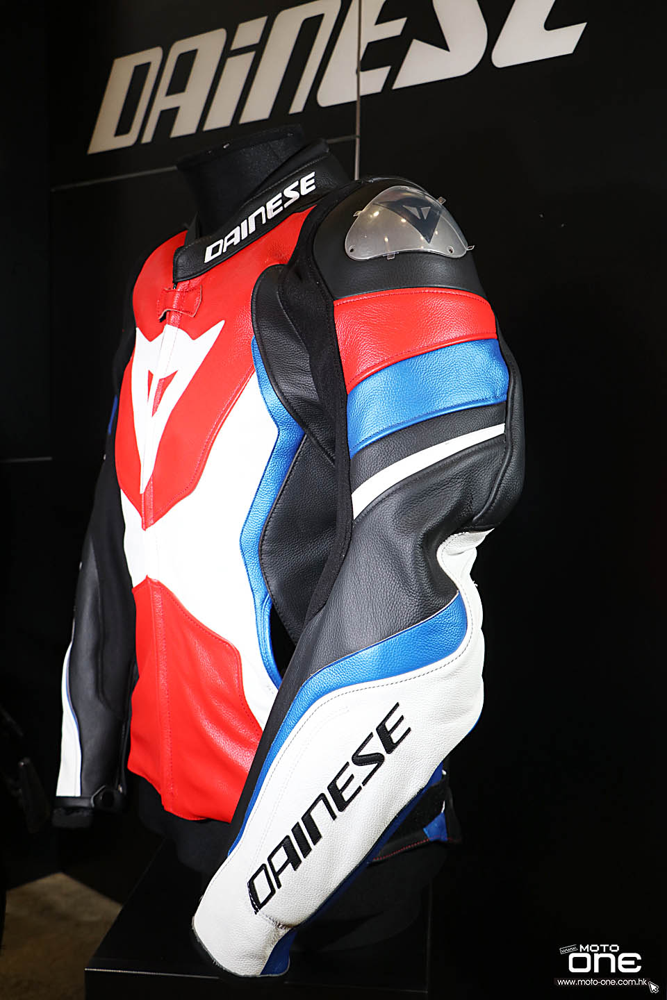 2018 DAINESE AVRO 4 Super Speed 3 LEATHER JACKET