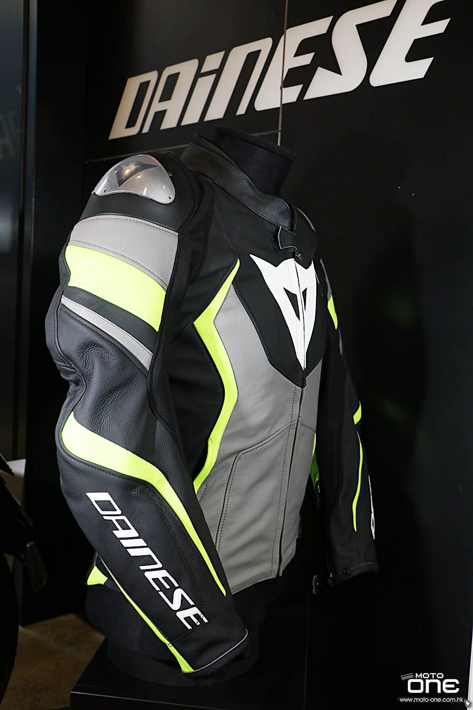 2018 DAINESE AVRO 4 Super Speed 3 LEATHER JACKET