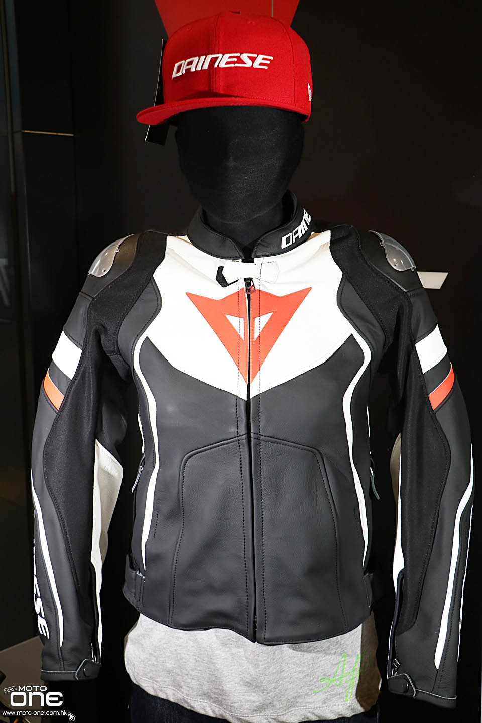 2018 DAINESE AVRO 4 Super Speed 3 LEATHER JACKET