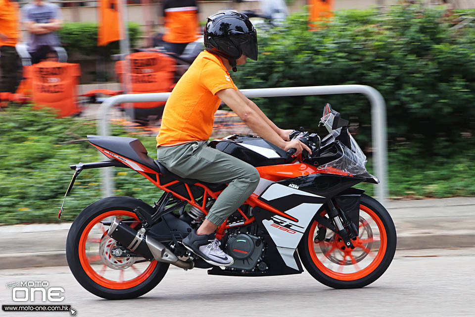 2018 KTM 790 DUKE ABS TEST DAY