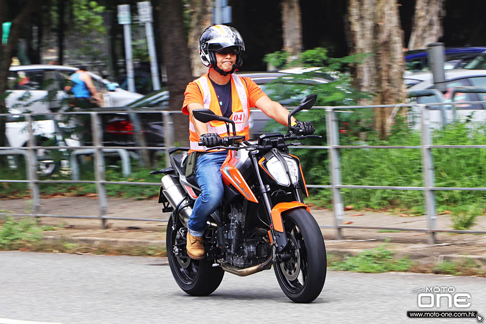 2018 KTM 790 DUKE ABS TEST DAY