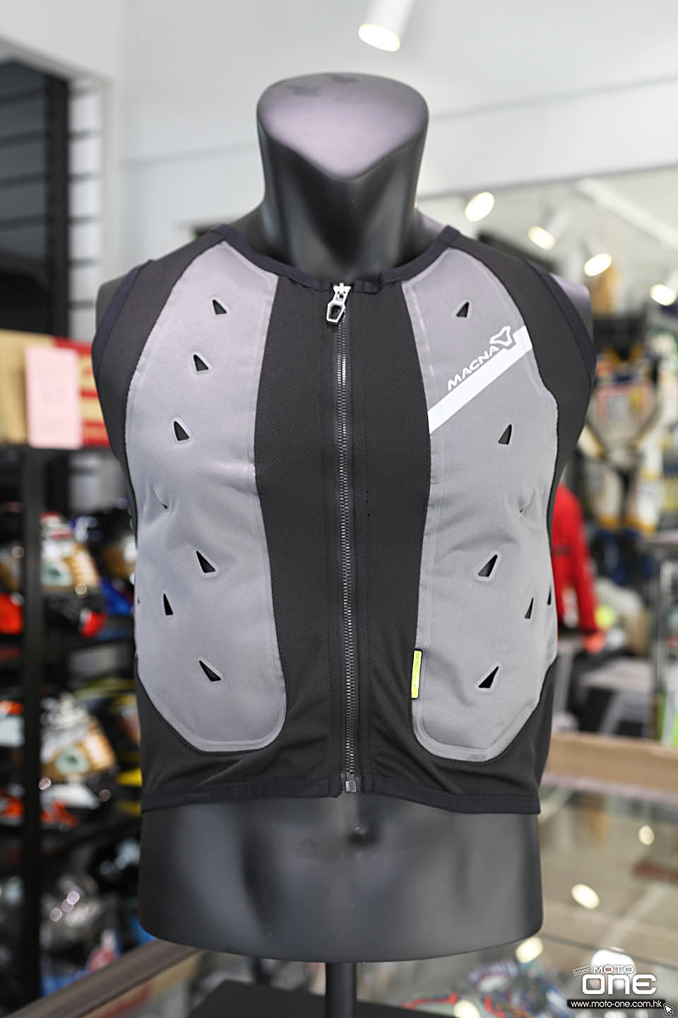 2018 MACNA DRY COOLING VEST EVO