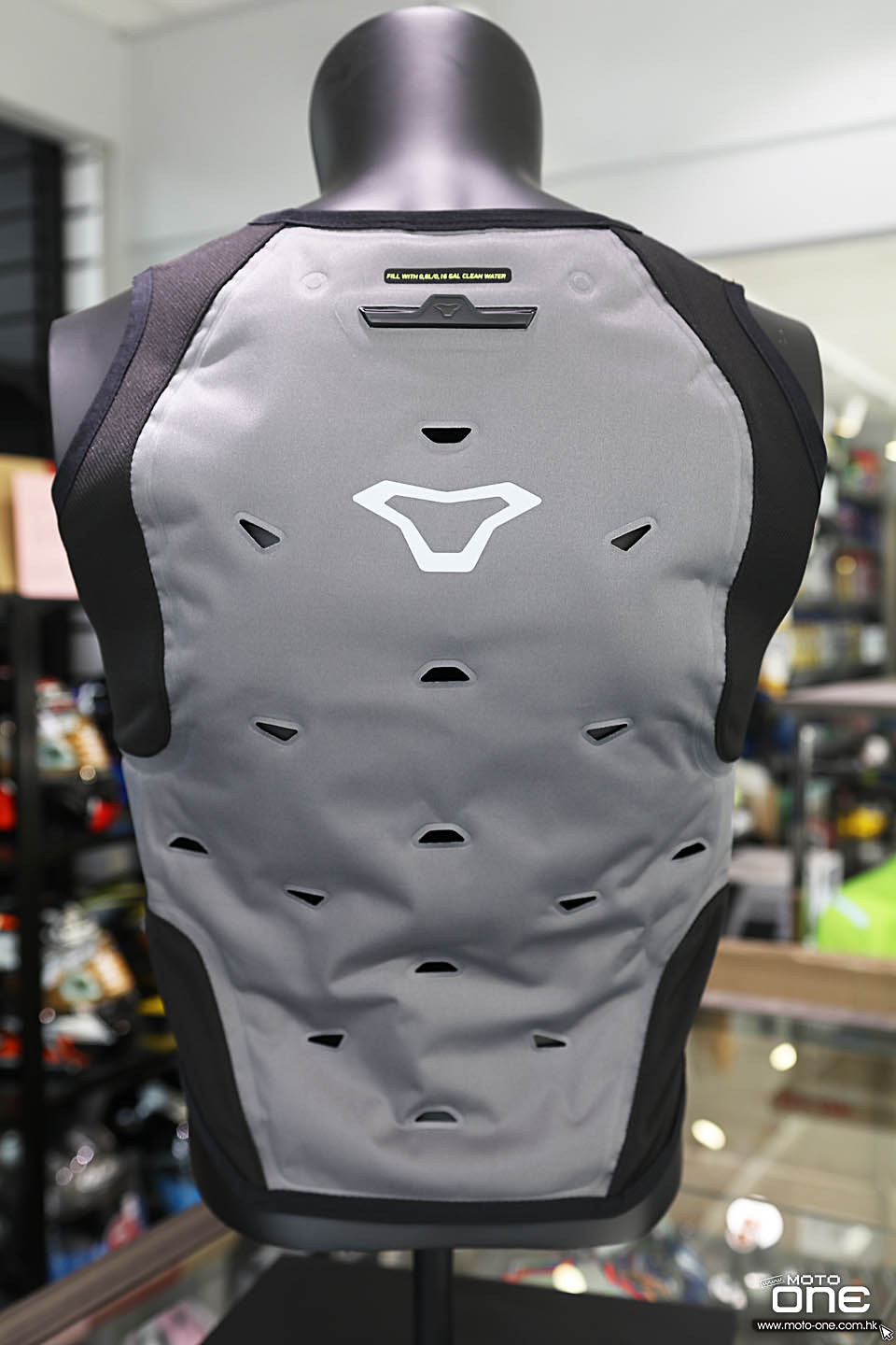 2018 MACNA DRY COOLING VEST EVO