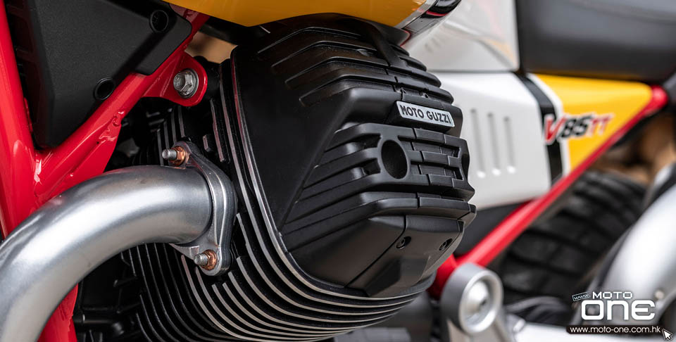 2019 MOTO GUZZI V85 TT