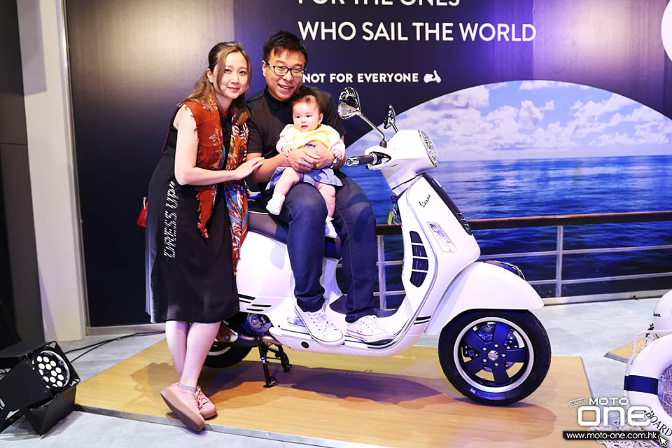 2019 VESPA GTS300 & PRIMAVERA 150 YACHT CLUB