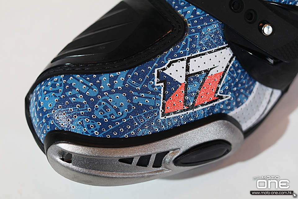2018 FORMA ICE PRO REPLICA BOOTS