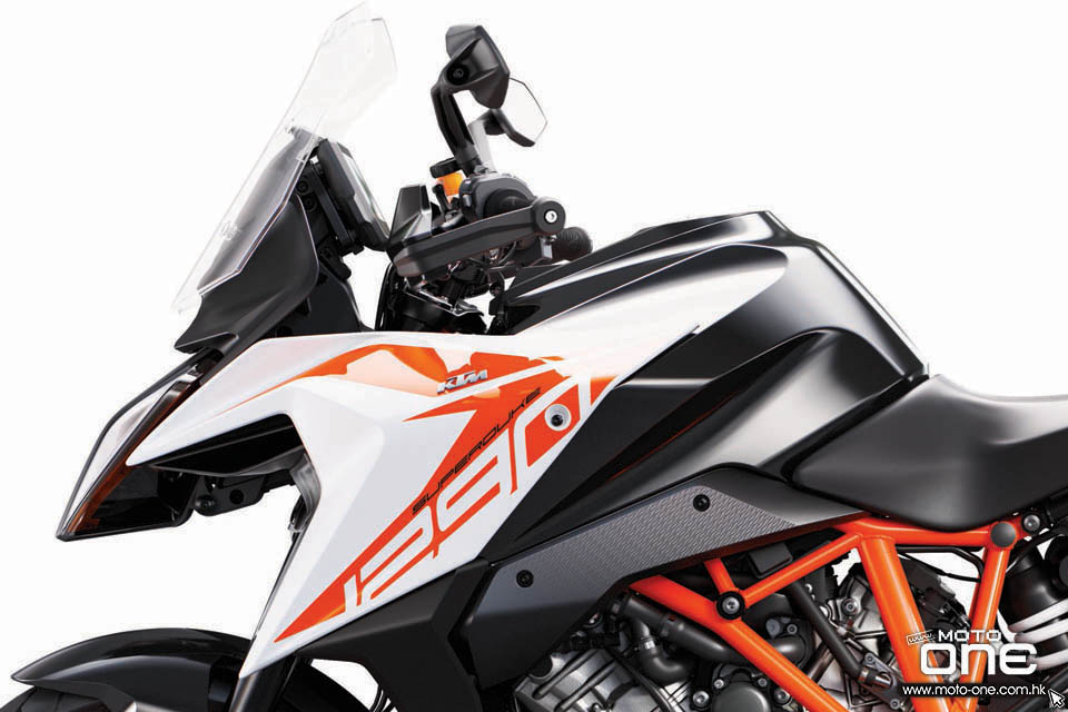 2019 KTM 1290 Super Duke GT