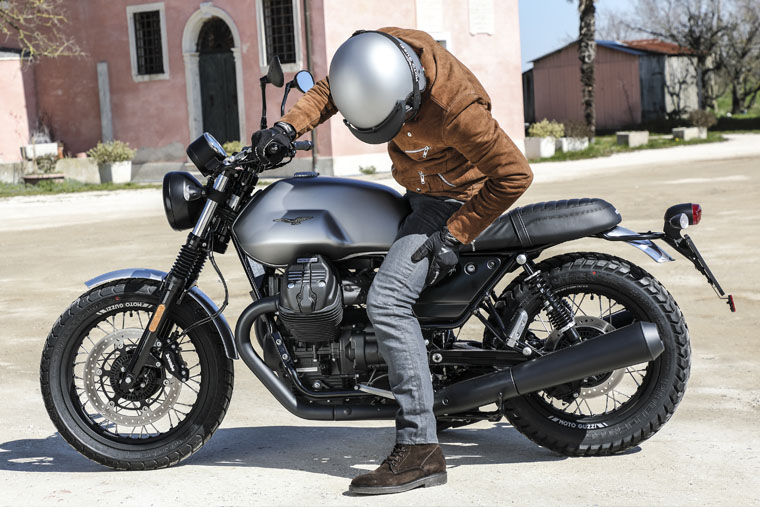 2019 Moto Guzzi V7 3 Rough
