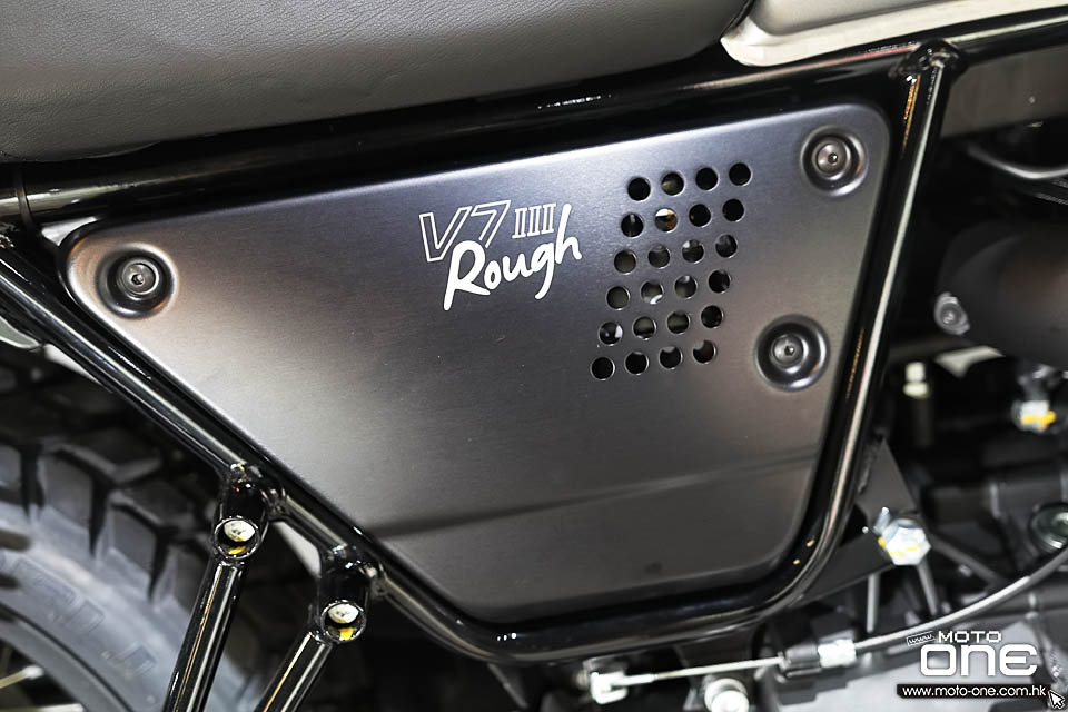 2019 Moto Guzzi V7 3 Rough