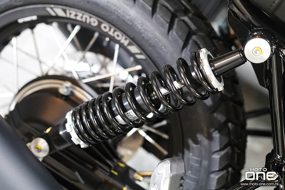 2019 Moto Guzzi V7 3 Rough