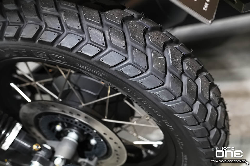 2019 Moto Guzzi V7 3 Rough