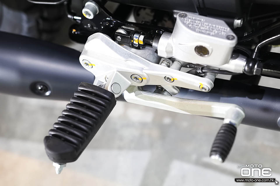 2019 Moto Guzzi V7 3 Rough