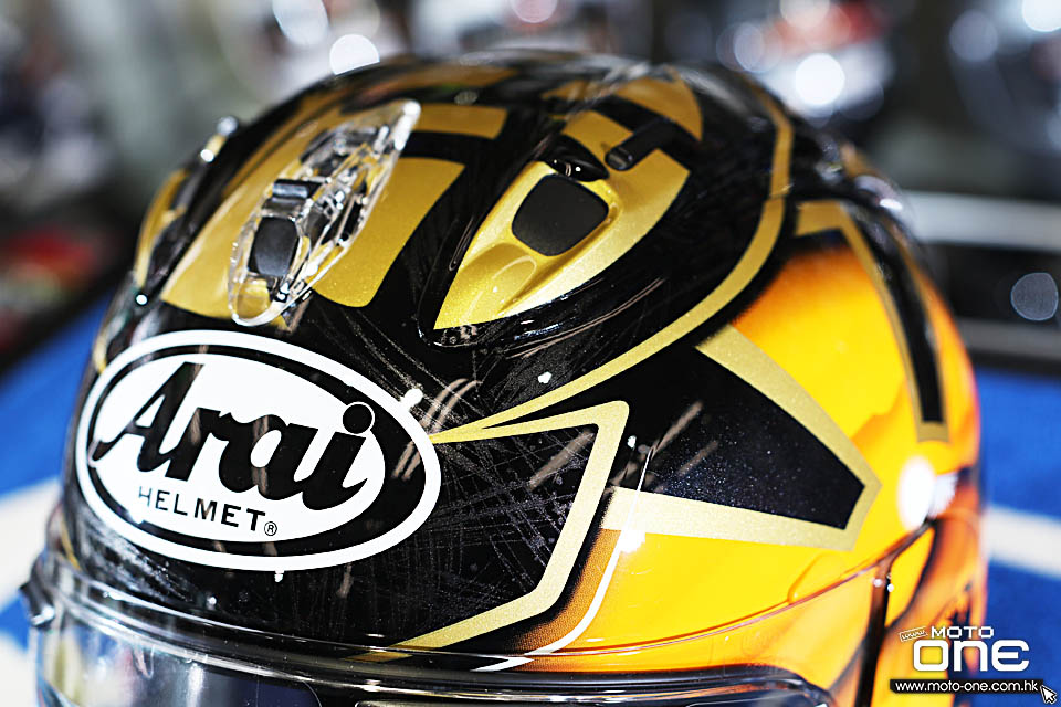 2018 Arai RX-7X PEDROSA SPIRIT GOLD