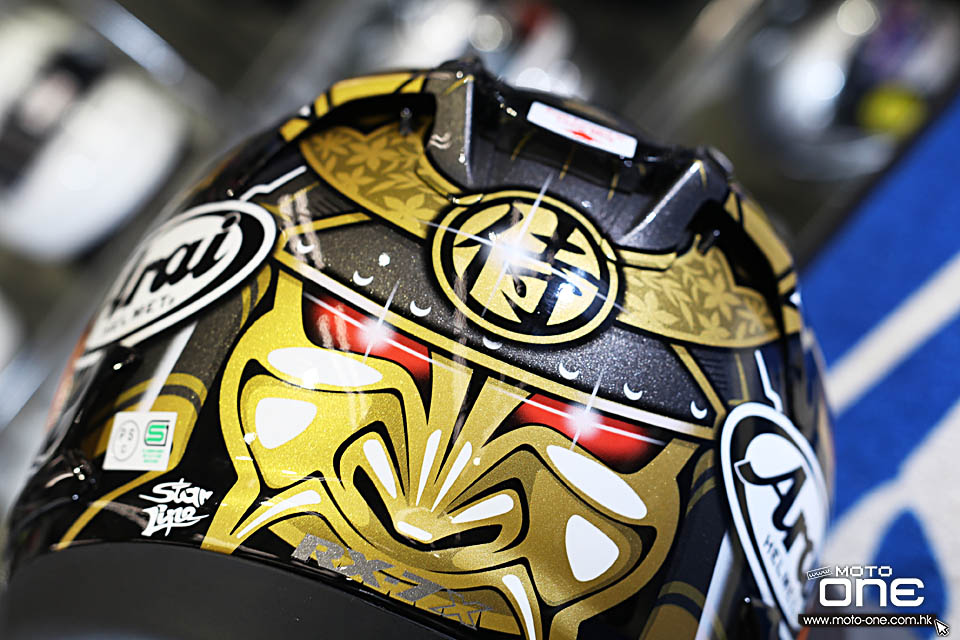 2018 Arai RX-7X PEDROSA SPIRIT GOLD