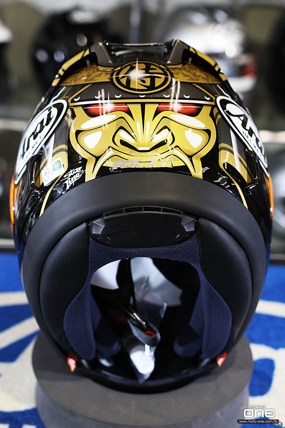 2018 Arai RX-7X PEDROSA SPIRIT GOLD