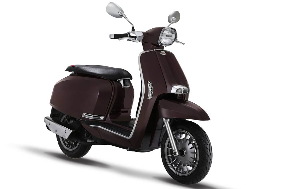 classic电动车,爱玛classic电动车 lambretta v200 六色共赏(摩托仓) x 香港电单车节