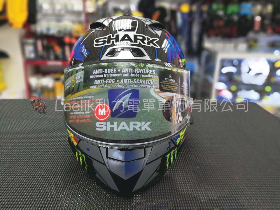 2018 SHARK RACE R-PRO Gaffiti