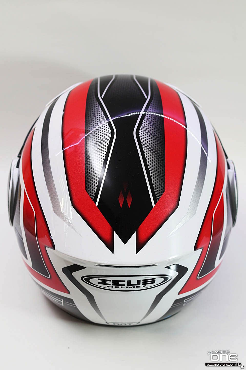 2018 ZEUS ZS-3300 helmet