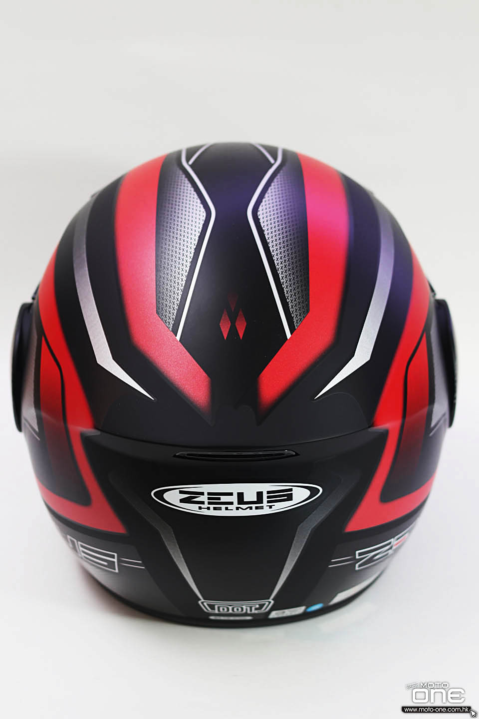 2018 ZEUS ZS-3300 helmet