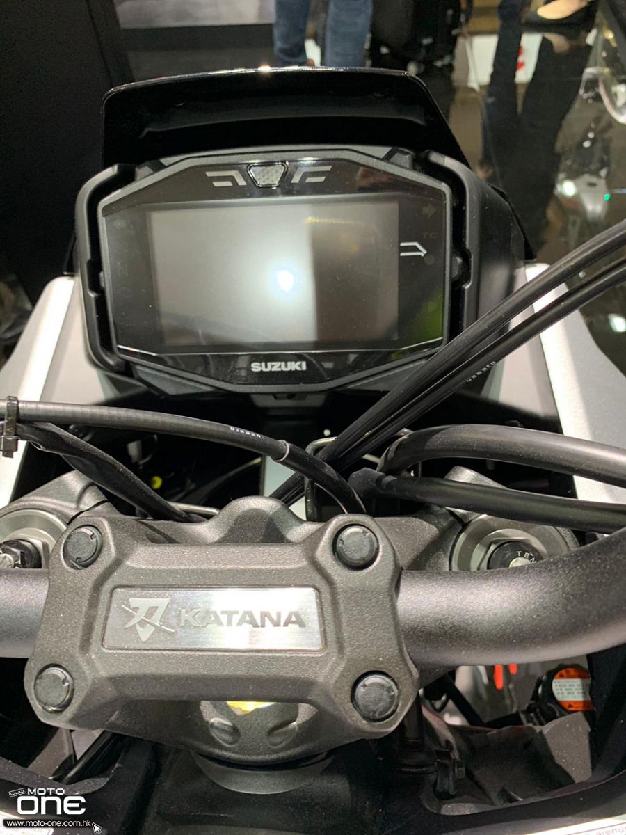 2018_suzuki katana