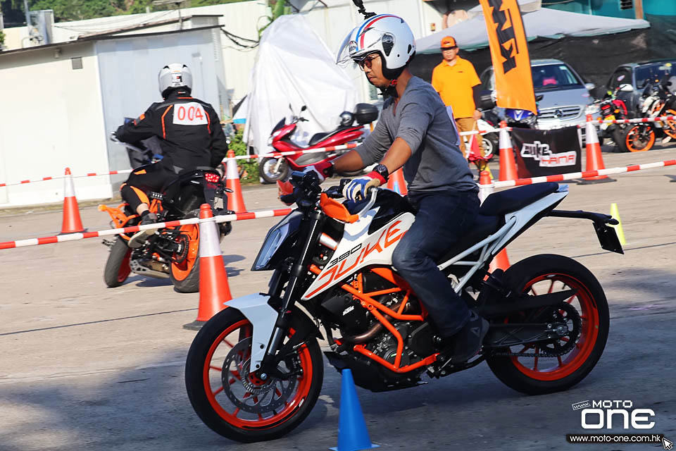 2018 KTM DUKEHANA