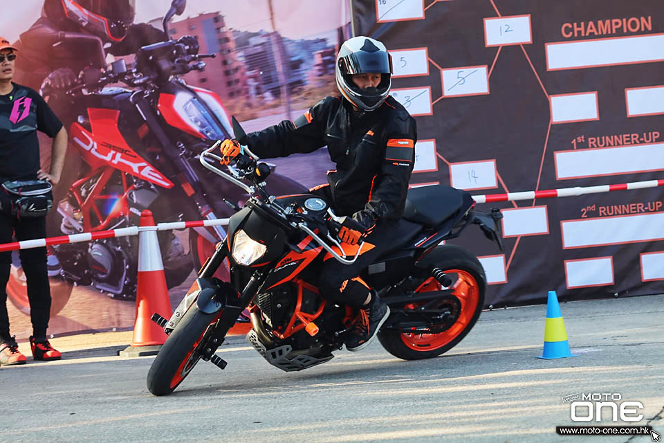 2018 KTM DUKEHANA