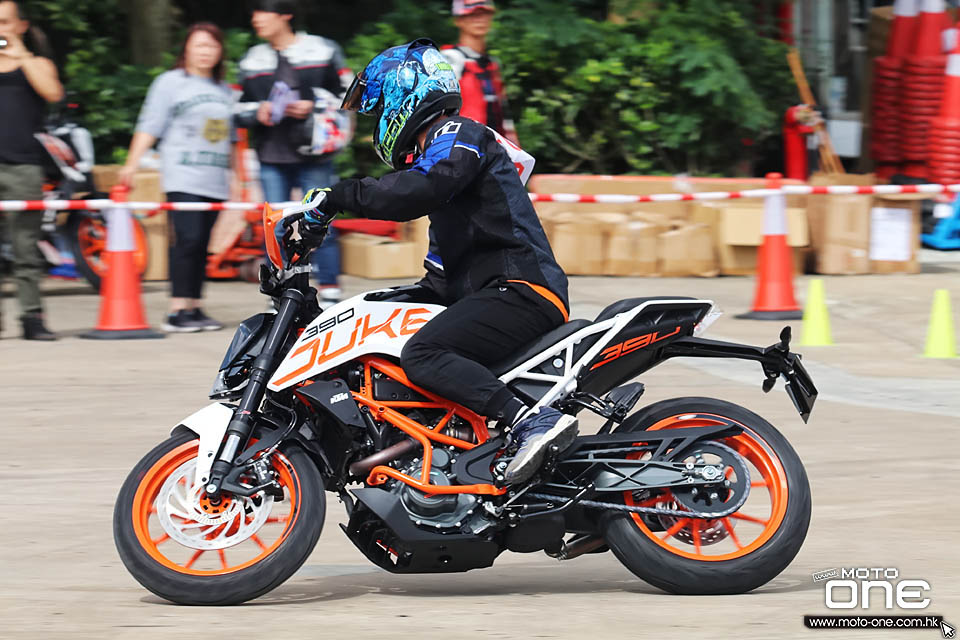 2018 KTM DUKEHANA