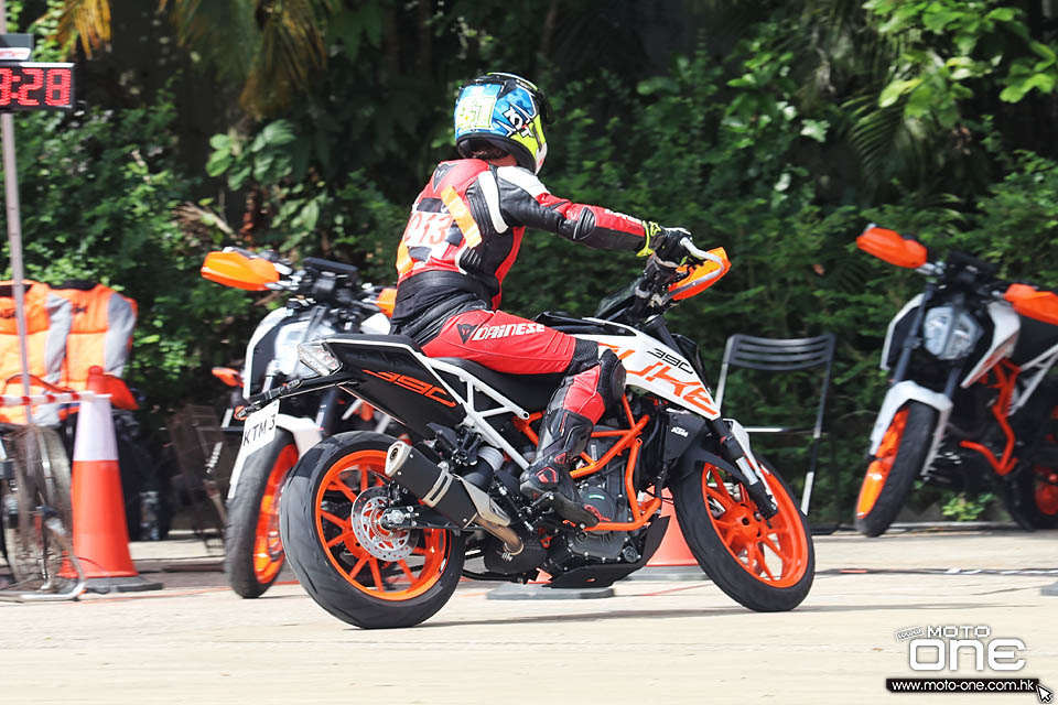 2018 KTM DUKEHANA