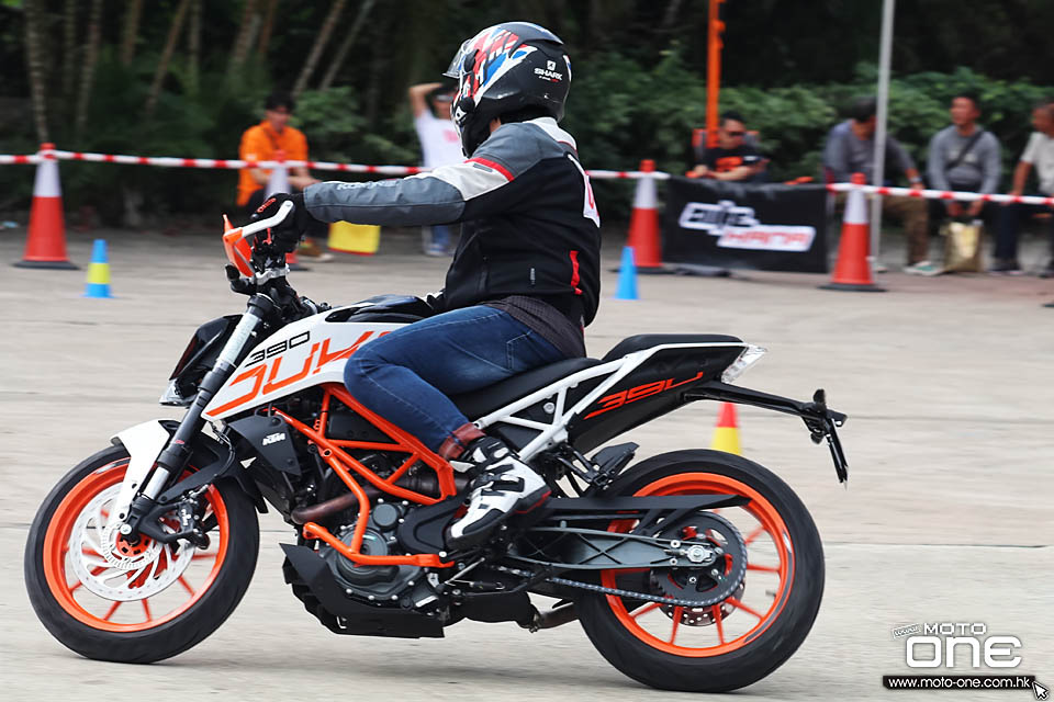 2018 KTM DUKEHANA