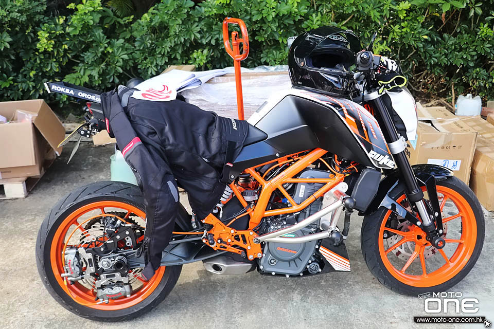 2018 KTM DUKEHANA