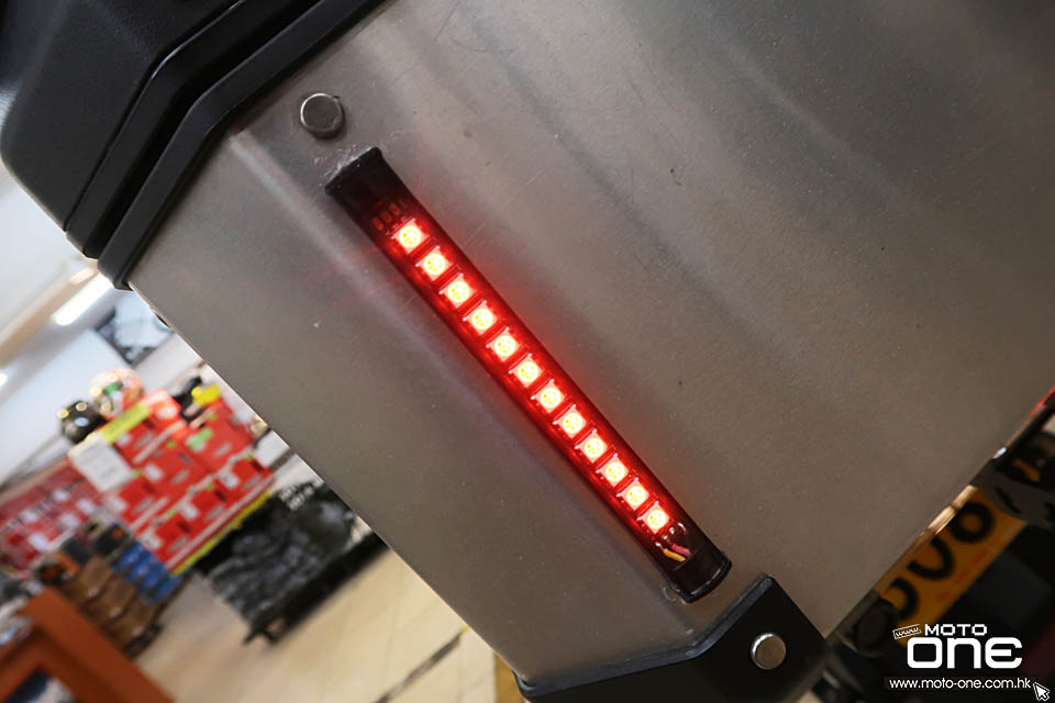 2019 AdMore LIGHT BAR