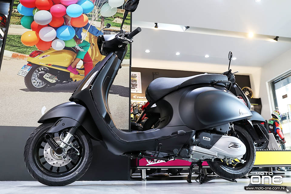 2019 VESPA SPRINT 150 NOTTE