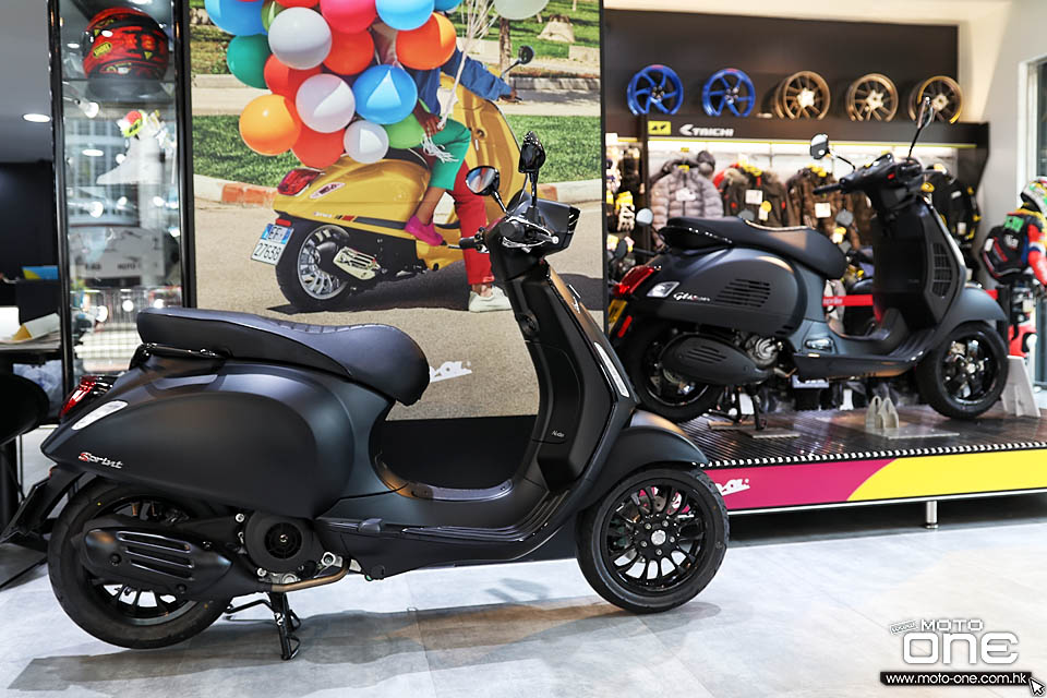 2019 VESPA SPRINT 150 NOTTE