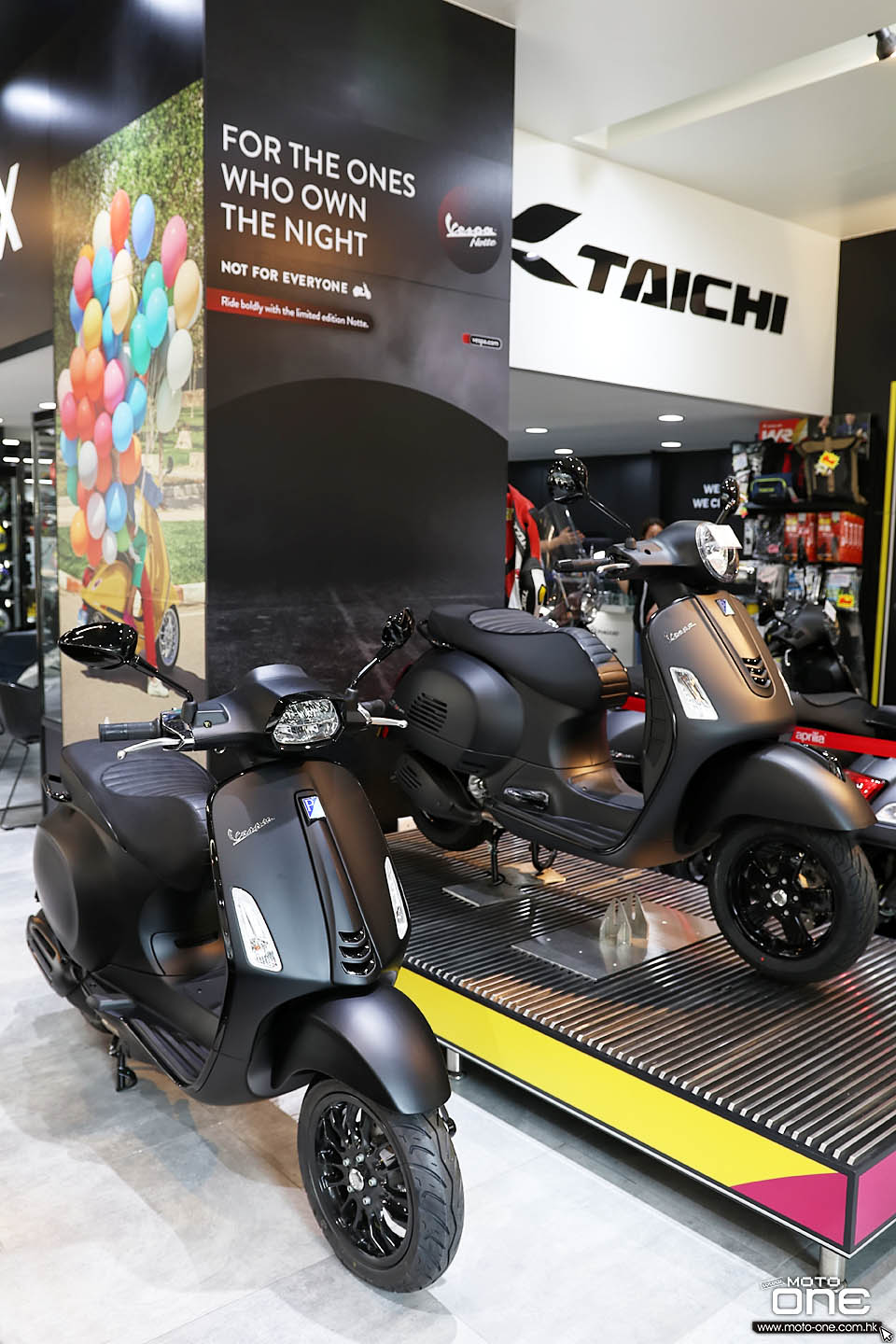 2019 VESPA SPRINT 150 NOTTE