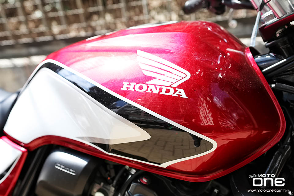 2019 HONDA CB400SF