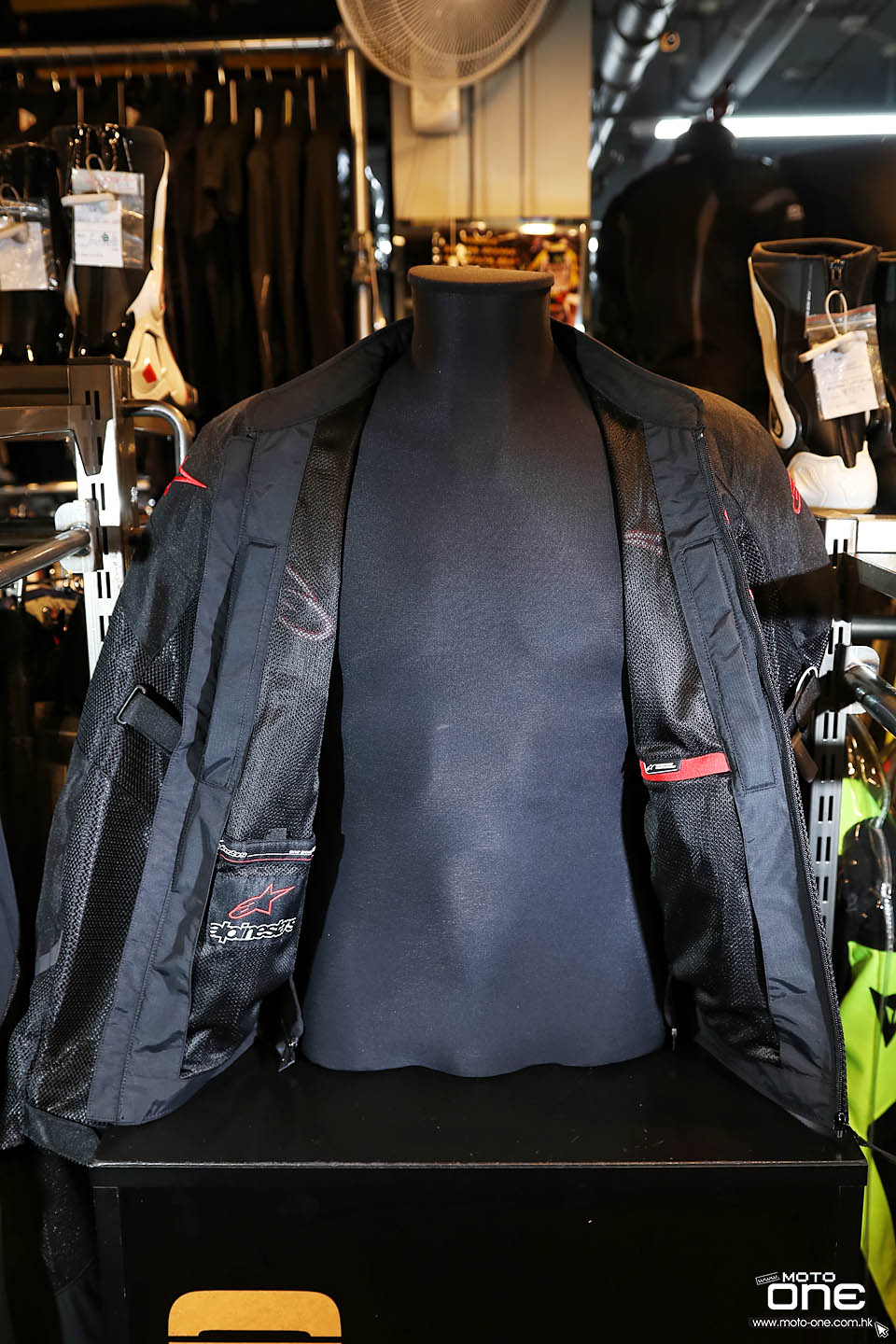 2019 ALPINESTARS AXEL AIR