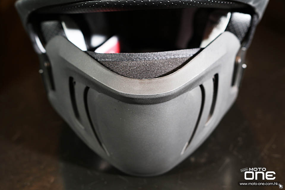 2019 BELL ROGUE HELMET