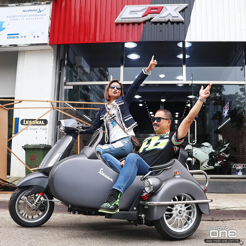 2019 HENRY OPENBOX VESPA SIDECAR