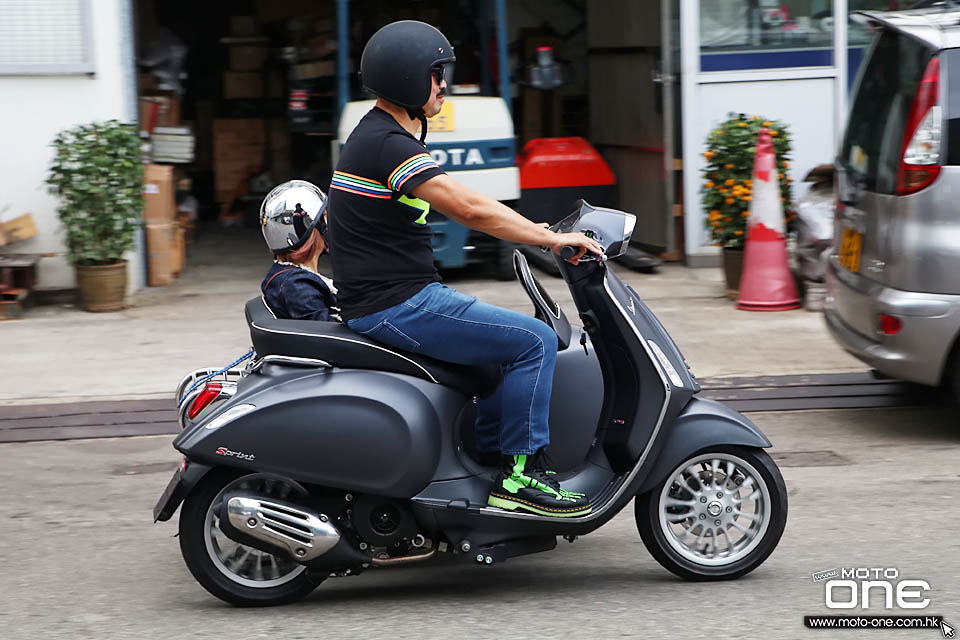 2019 HENRY OPENBOX VESPA SIDECAR