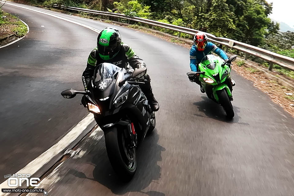 2019 KAWASAKI ZX-10RR TEST