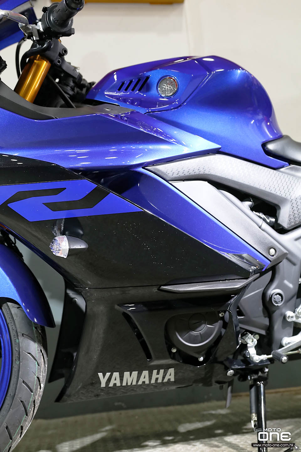 2019 YAMAHA YZF-R3