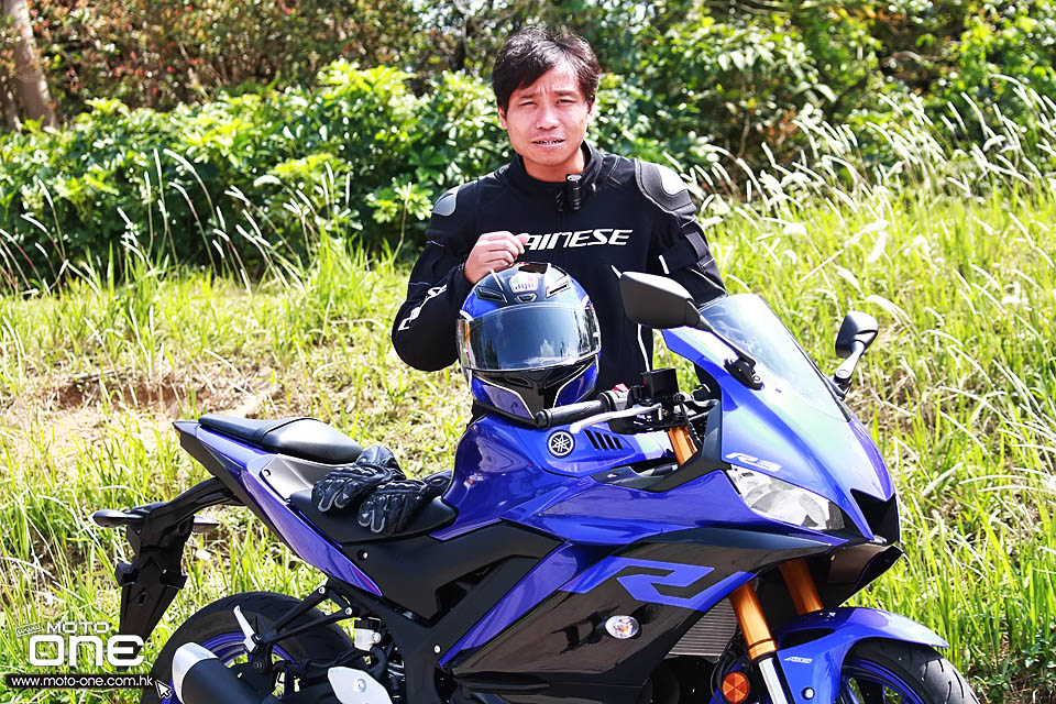 2019 YAMAHA YZF R3 TEST